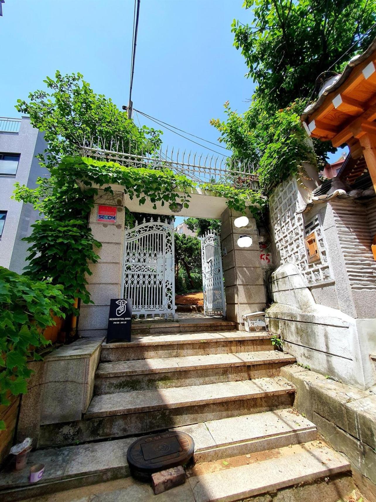 Sg Tailored Service Home Near Metro Seoul Eksteriør billede